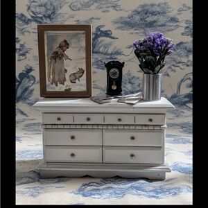 White Decorative Miniature Dresser Accent for Home Décor Mini Dollhouse 1:12